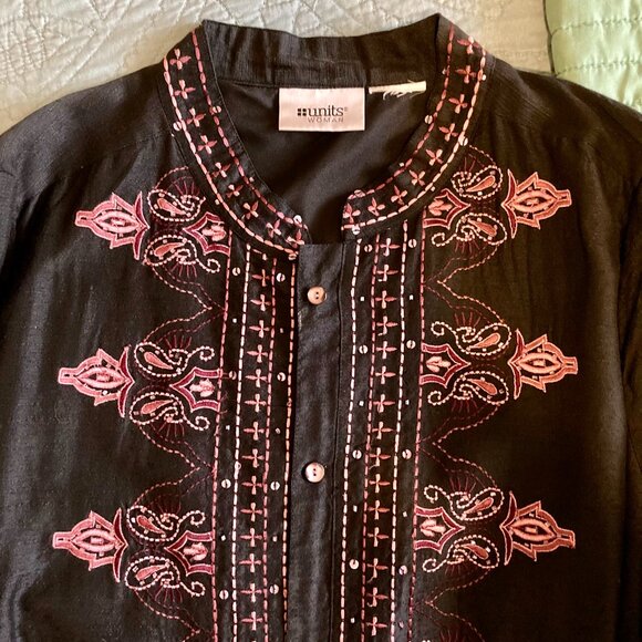 Excellent Condition, SZ see measurements, Linen Topper Jacket, Black w/ Pinks - Picture 2 of 3